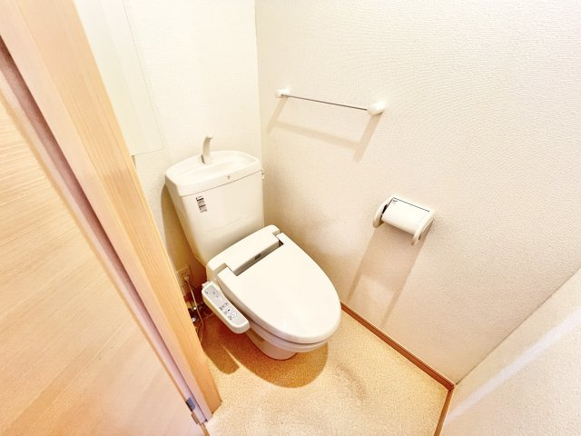 メゾン・エスターブルのトイレ|※同タイプ参考写真