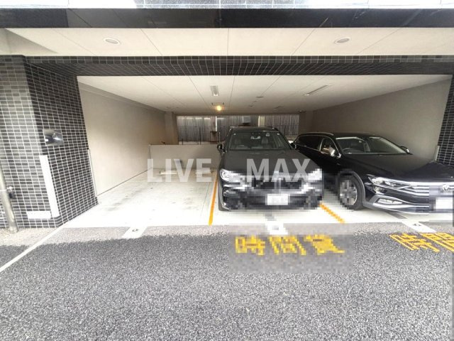 【駐車場】プレサンス塚本ミッドマーク