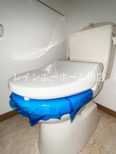特典：仲介手数料が50％OFFです‼のトイレ|ゆったりとした空間のトイレです