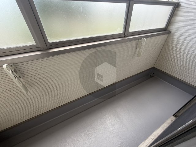 クリエオーレ菱屋東のバルコニー