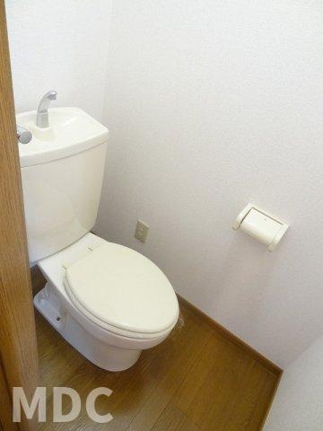 徳島市北矢三町２丁目のアパートのトイレ