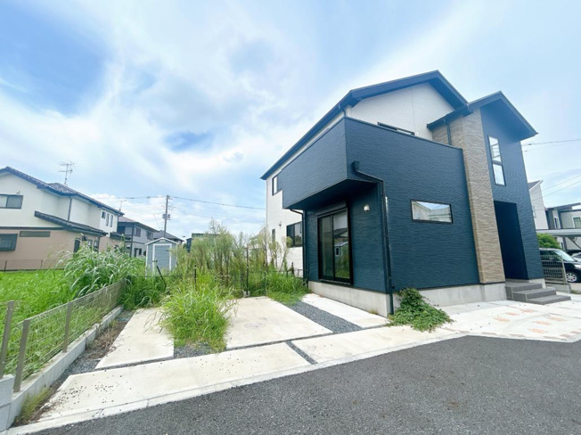 【駐車場】 | 取手市戸頭　中古戸建 | マイホームなら駐車場代がかかりません！しかも、自宅の駐車場で洗車ができます！今までコイン洗車に行っていた手間も省けて、節約にもつながります(^^♪