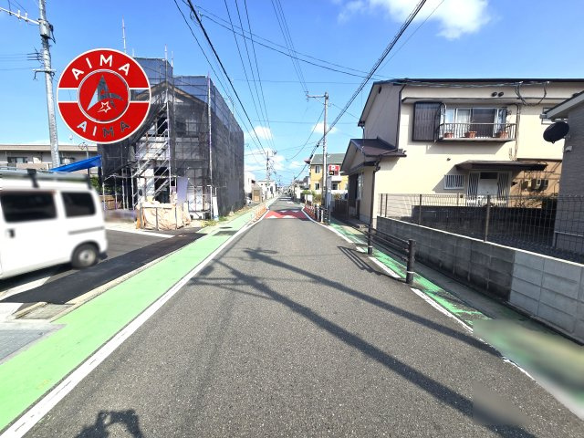 福岡市博多区麦野1丁目第1-4棟（1号棟）の外観|前面道路含む現地の写真です。