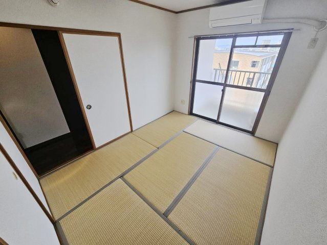 ハイツシャルマンⅡの和室