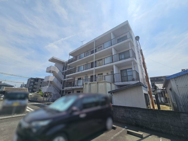 ハイツシャルマンⅡの外観