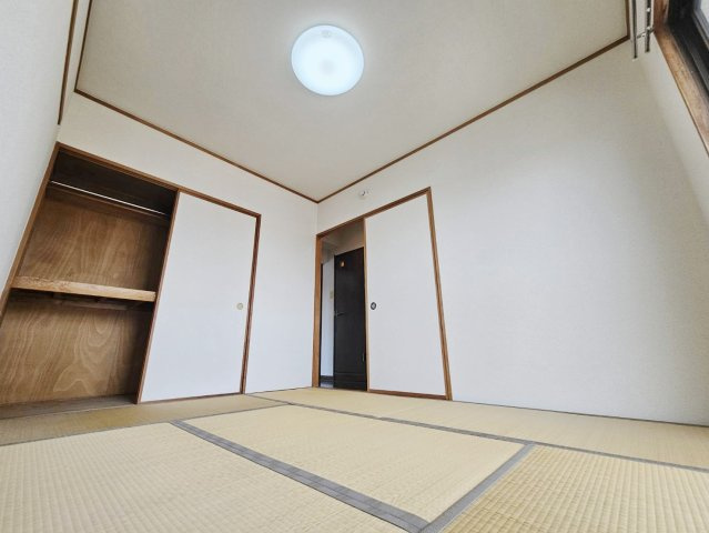 ハイツシャルマンⅡの和室