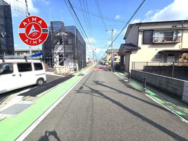 福岡市博多区麦野1丁目第1-4棟（5号棟）の外観|前面道路含む現地の写真です。
