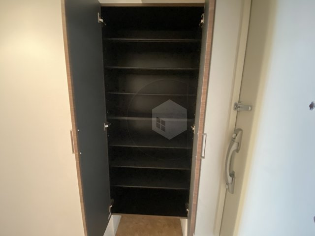 Luxe布施北1の収納