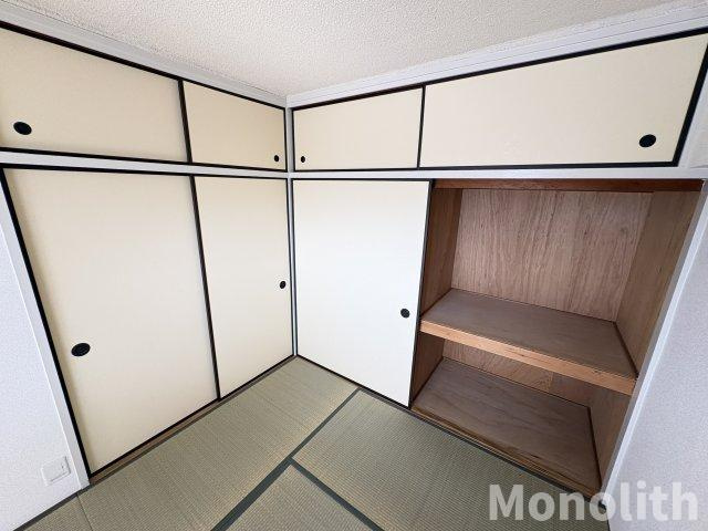 鶴山台2号棟の収納