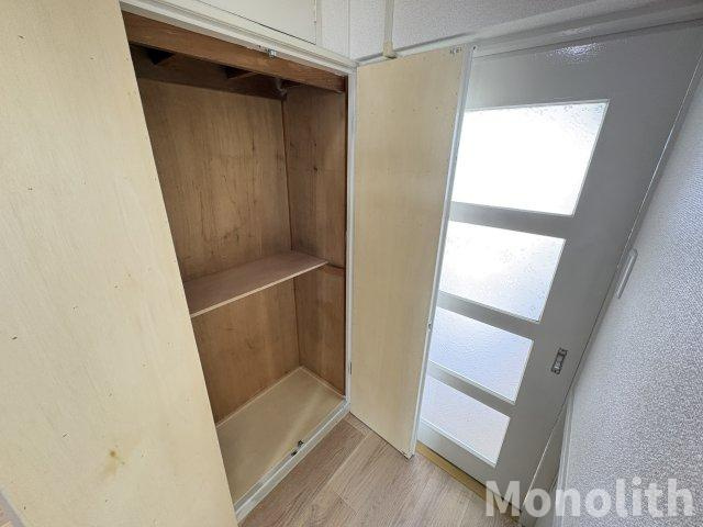 鶴山台2号棟の収納