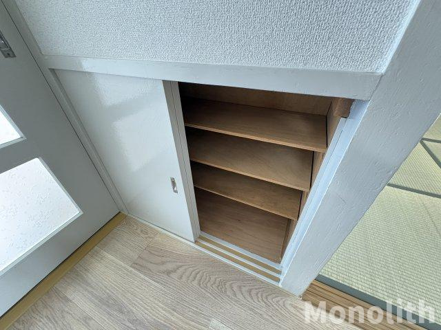 鶴山台2号棟の収納