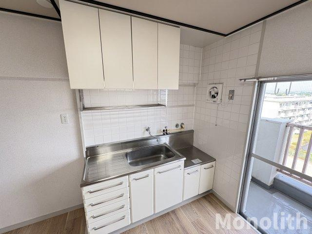 鶴山台2号棟のキッチン