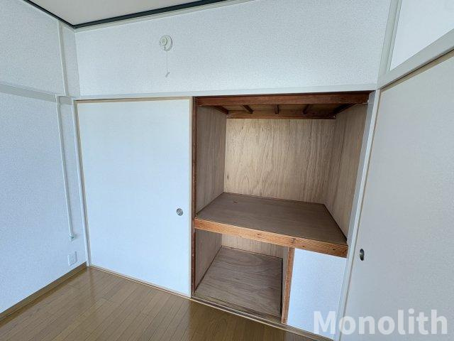 鶴山台2号棟の収納