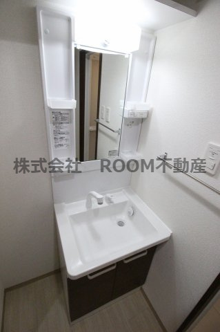 アジュール中町の独立洗面台|独立洗面台、朝の身支度には欠かせません