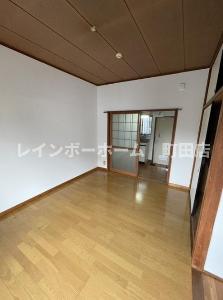 前田ハイツ※初期費用分割あと払いサービス利用可能物件の居間・リビング