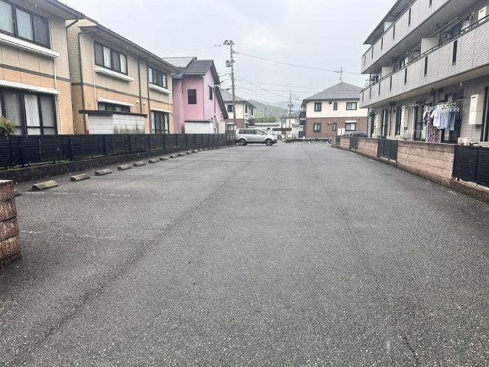 リバーフィールドⅠの駐車場