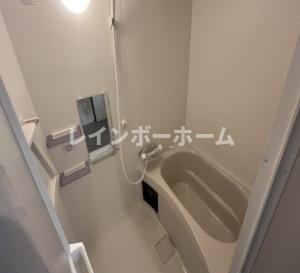 ジーメゾン岩槻本丸の浴室