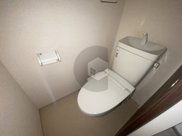 Luxe布施北2のトイレ