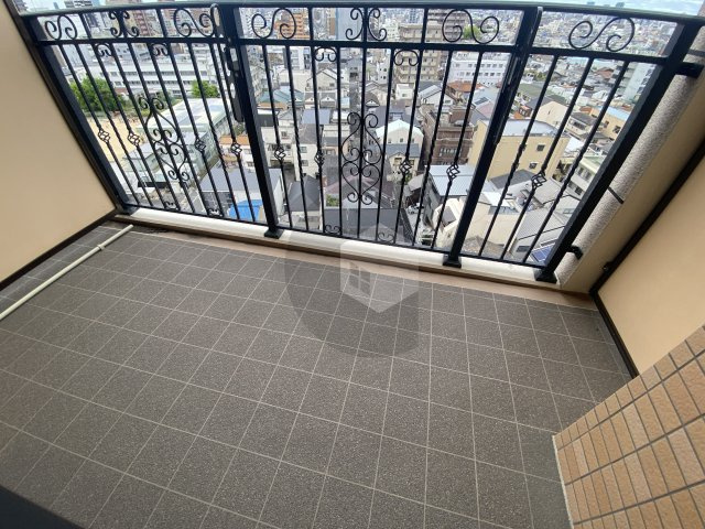 Luxe布施北2のバルコニー