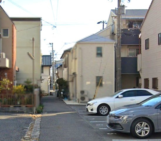 東出町3丁目の外観