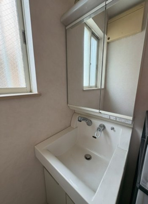 【洗面所】 | 海老名市社家2丁目 中古戸建 全1棟