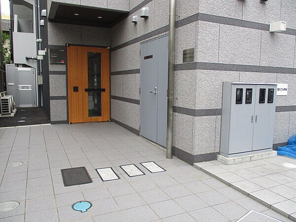リブリ・Glicineのエントランス