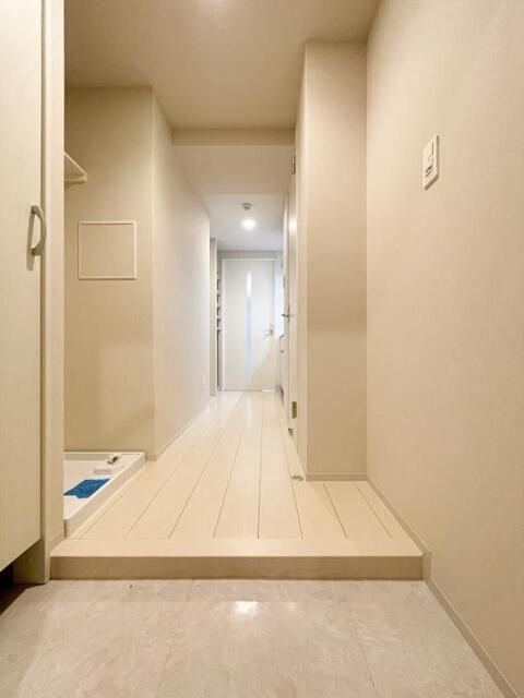 ＴＡＳＵＫＩ　ＲＩＣＨＥＳＳＥ　新宿山吹町の玄関