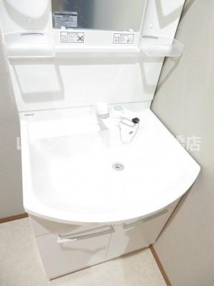 アットリラ緑が丘Dの独立洗面台
