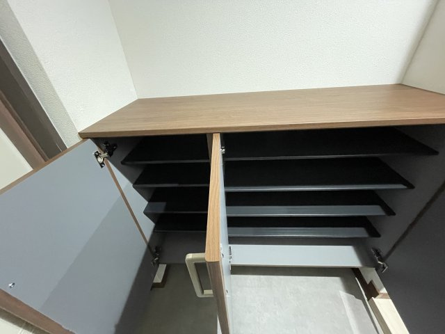 三愛シティライフ箱崎10の収納|シューズボックス