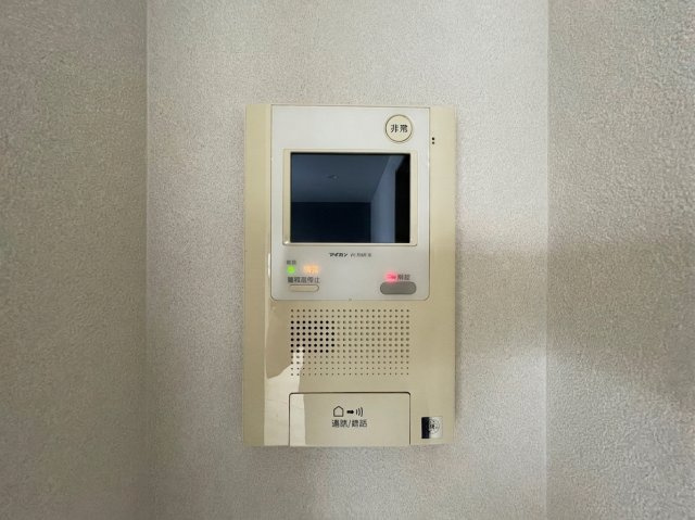 三愛シティライフ箱崎10の防犯設備|インターホン
