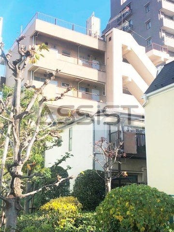 市川コーポの外観