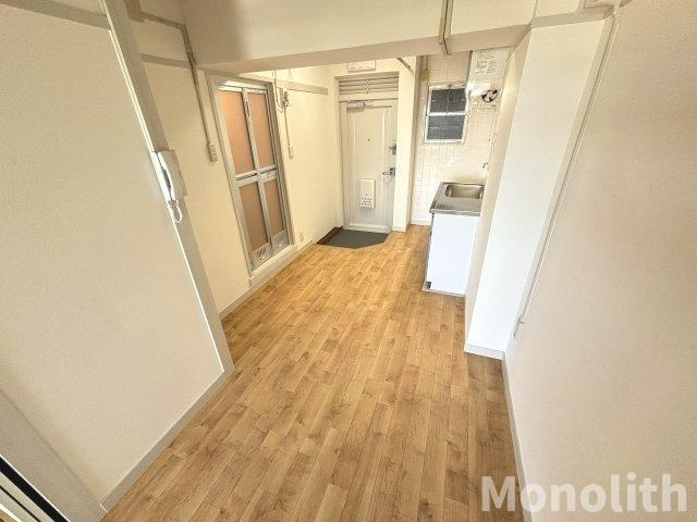 鶴山台1号棟の居間・リビング