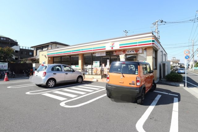 トレゾアの周辺