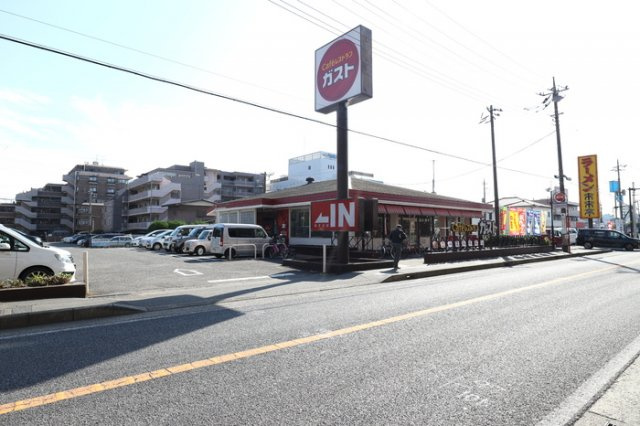 トレゾアの周辺