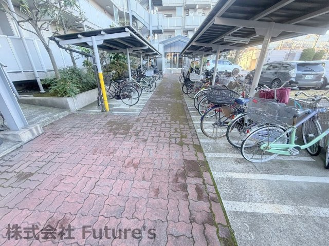 藤和シティコープ三郷の駐輪場|駐輪場（要空き・料金確認）