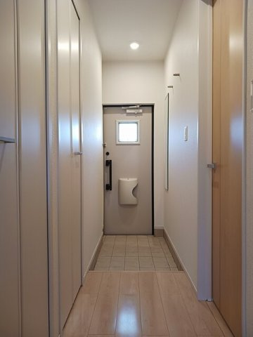 エスポア　Ａ棟の玄関|ゆったりとした玄関です