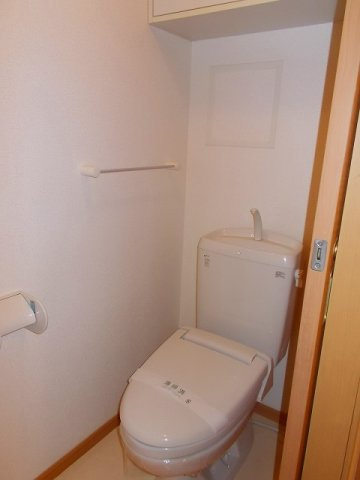 シルバーベルのトイレ|清潔感のあるトイレです