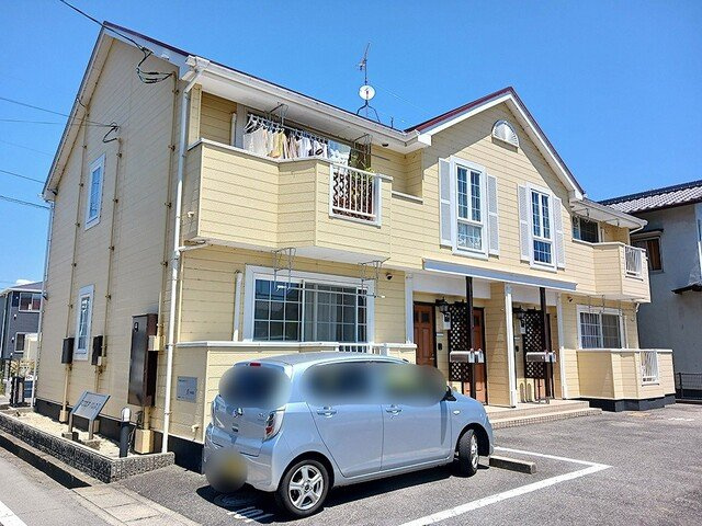 スクエアパレスⅡの外観|落ち着いた雰囲気の外観です