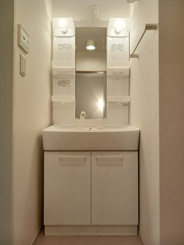 プラシードＭ・Ｎの洗面所|忙しい朝には欠かせない洗面所です