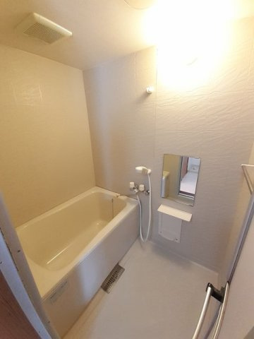 マーヴェラス２１の浴室|コンパクトで使いやすいお風呂です