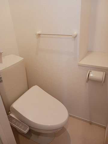 マリーアンジュⅡ　Ｂのトイレ|ゆったりとした空間のトイレです