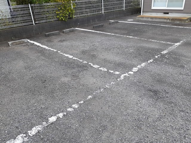 バード・ヒルＢの駐車場|駐車場