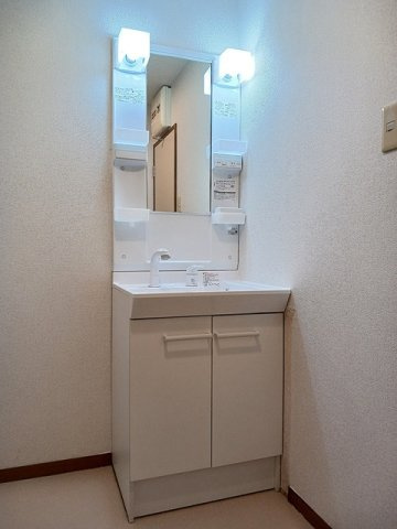グリンピア古都Ａの洗面所|使いやすい洗面所です