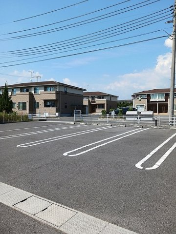 エスポア　Ａ棟の駐車場|駐車場に車を止められます