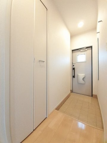 エスポア　Ａ棟の玄関|ゆったりとした玄関です