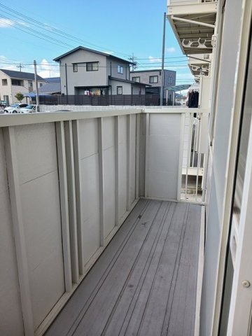 リバーサイド藤和Ａのバルコニー|開放的で明るい空間を演出してくれるバルコニーです