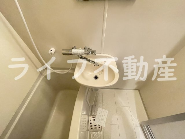 グランドゥルイの独立洗面台|使いやすい独立洗面台です