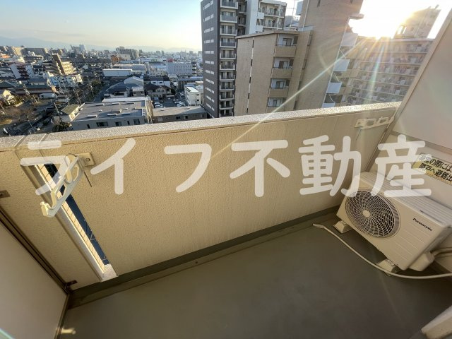 グランドゥルイのバルコニー|お洗濯にも便利なバルコニー付き