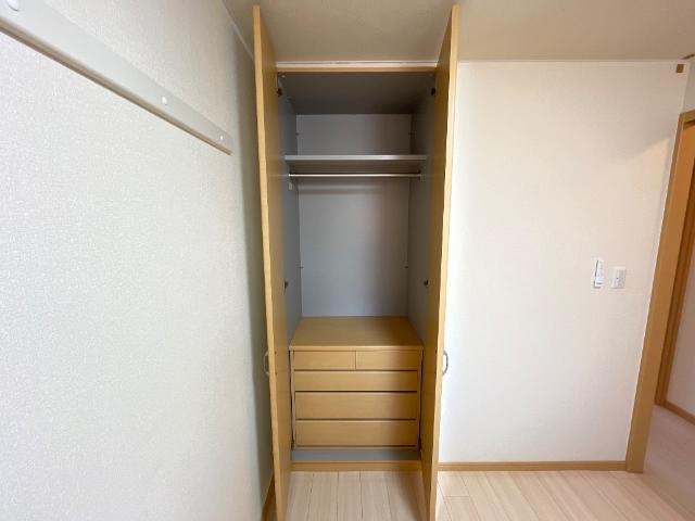 ミロワール伍番館の収納|洋室収納