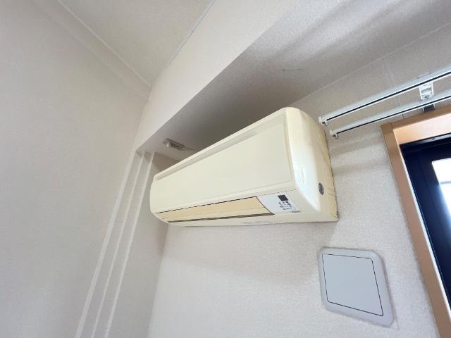 ミロワール伍番館の設備|エアコン